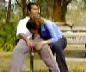 دختر فرانسوی sex زن چاق در حالی که به نظر می رسد ژله های برتر است ، می مکد