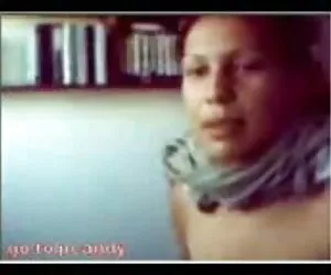 مقعد سکس حیوانی سگ با زن زیبایی
