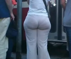 پسر سکس زنهای کیردار استخر fucks عزیزم بلوند بالغ پس از p